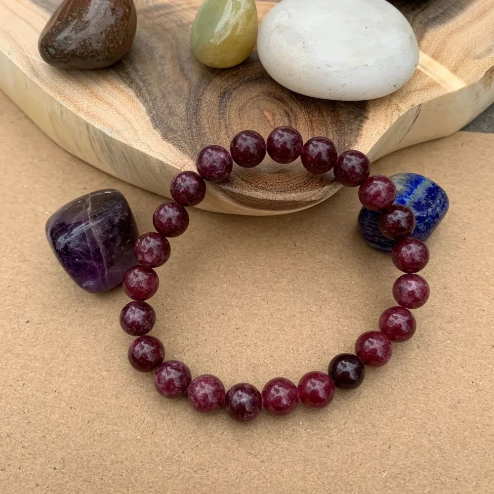 8mm Natural Garnet Beaded Stretch Bracelet