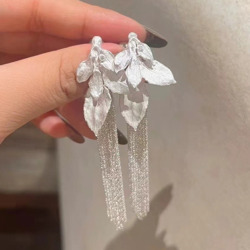 Vintage Leaf Tassel Drop Earrings with 925 Silver Posts