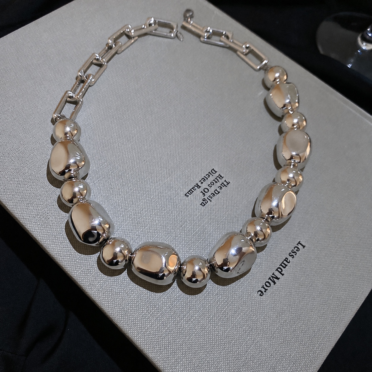 Irregular Round Beaded Pendant Necklace