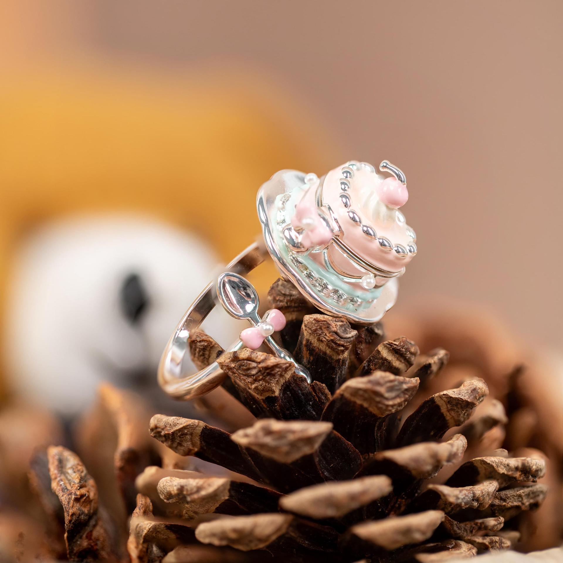 Enamel Hinged Teacup and Cake Ring