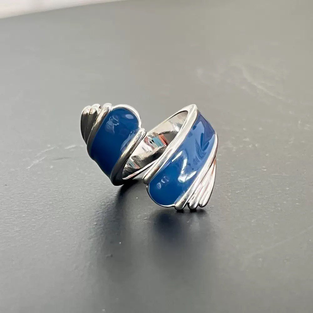 Vintage Two-Tone Enamel Open Ring