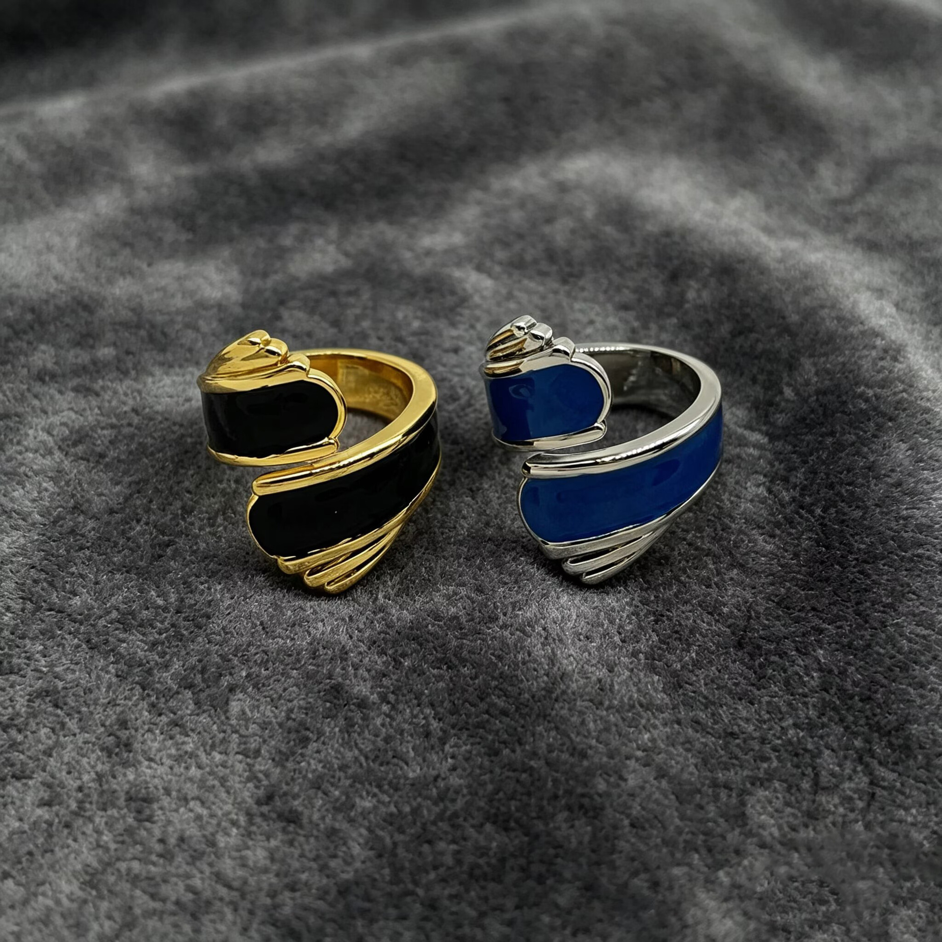 Vintage Two-Tone Enamel Open Ring